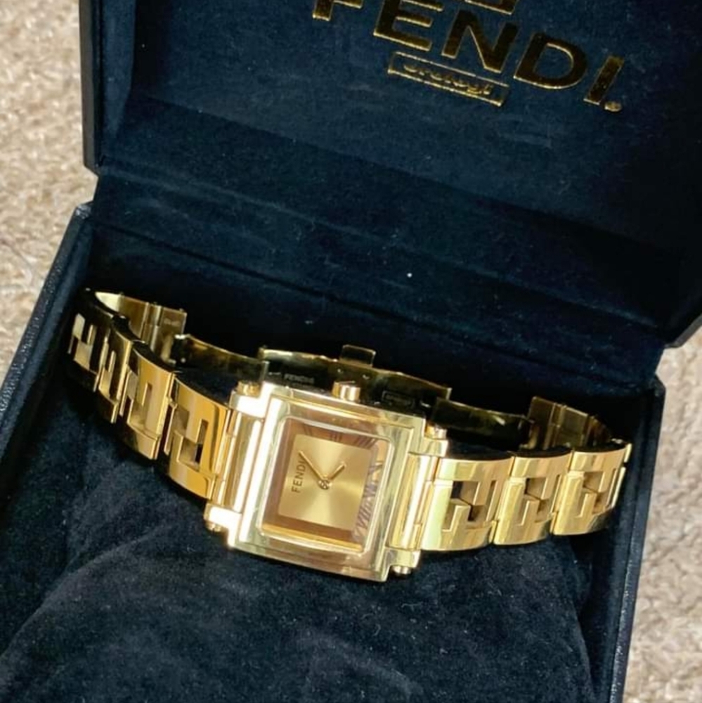 FENDI GOLD plated watch ( extra links included )